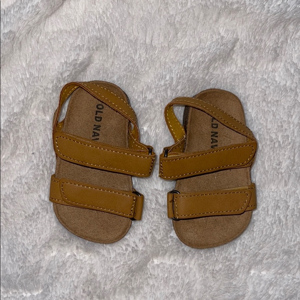 Old Navy *looks like mini Birkenstocks* sandals